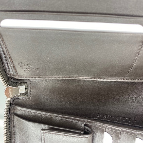Gucci GG Logo Leather Zip Round Continental Wallet - Picture 8 of 11